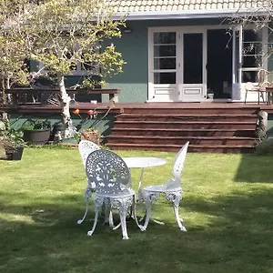  Bed & Breakfast Amberly House